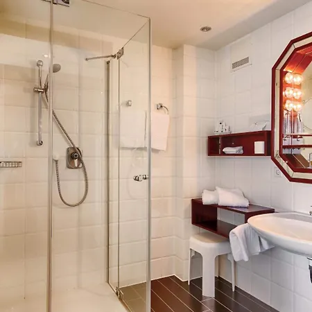 酒店 雄狮akzent酒店 4*