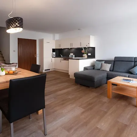 Hotel Akzent Loewen 4*