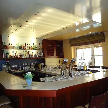 雄狮akzent酒店 4*