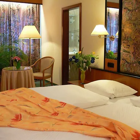 雄狮akzent酒店 朗根阿根