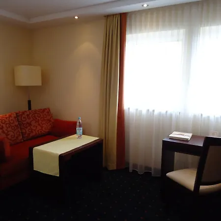 فندق Akzent Loewen