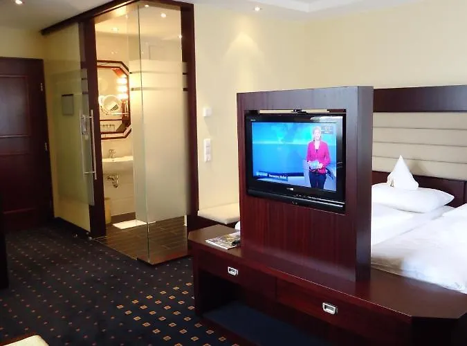 Akzent Loewen 4* ランゲナルゲン